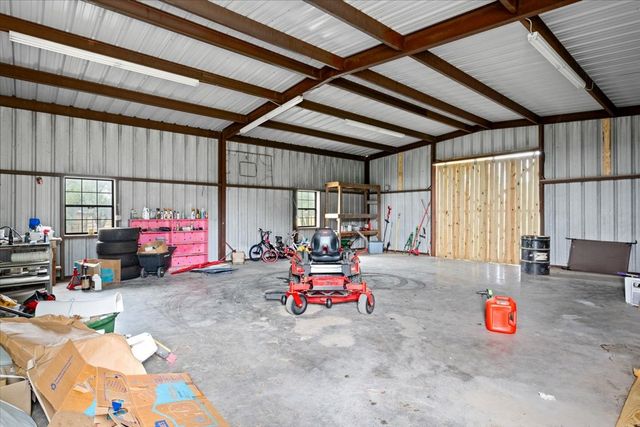 719 Private Road 897, Stephenville, TX 76401