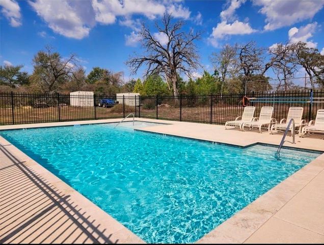 28802 Jackrabbit Drive, Hempstead, TX 77445