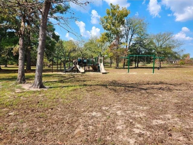 28802 Jackrabbit Drive, Hempstead, TX 77445