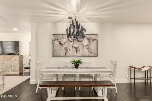 1935 E COOLIDGE Street, Phoenix, AZ 85016