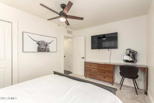 1935 E COOLIDGE Street, Phoenix, AZ 85016