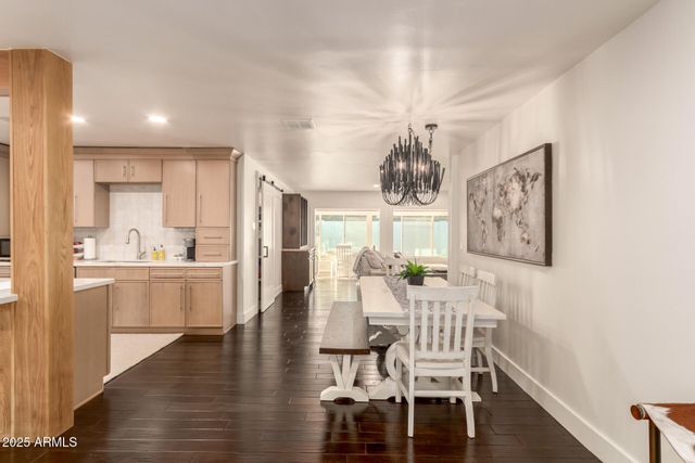 1935 E COOLIDGE Street, Phoenix, AZ 85016