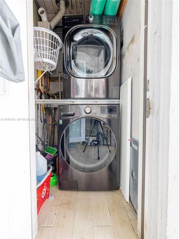 201 E 44th St, Hialeah, FL 33013