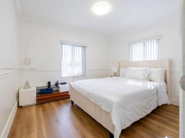 201 E 44th St, Hialeah, FL 33013