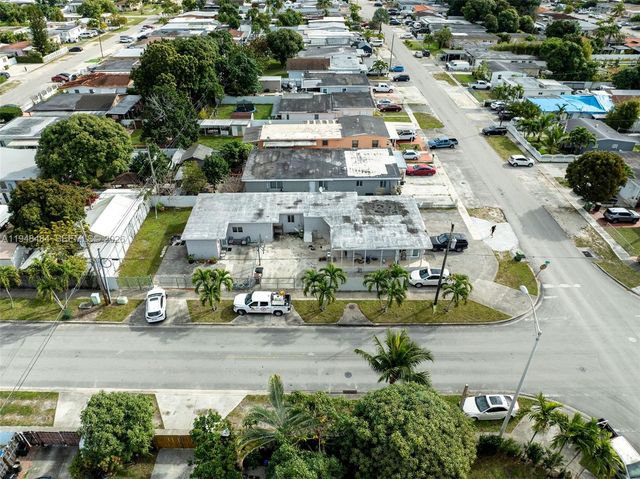 201 E 44th St, Hialeah, FL 33013