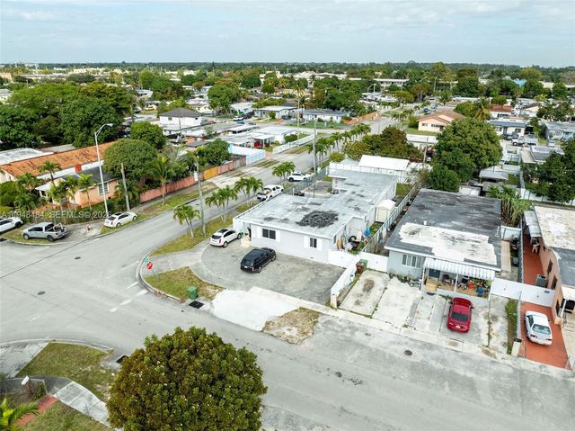 201 E 44th St, Hialeah, FL 33013
