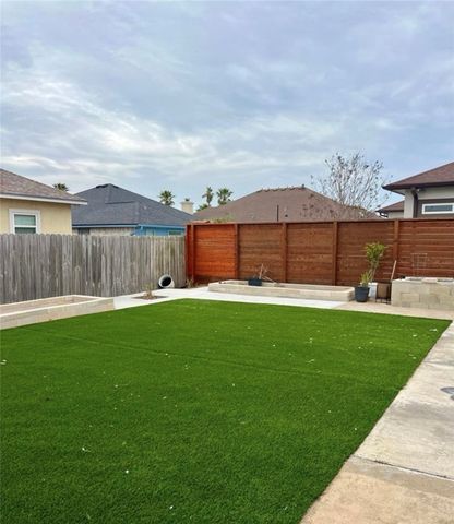 13970 Ketch St, Corpus Christi, TX 78418