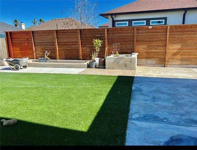 13970 Ketch St, Corpus Christi, TX 78418