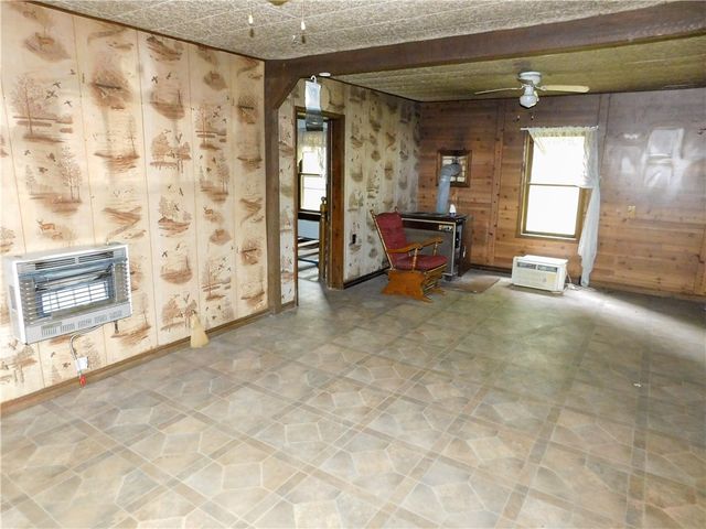 91 NC 8510, Deer, AR 72628