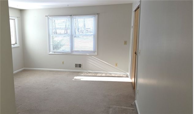 39 Wendover Road, Brighton, NY 14610