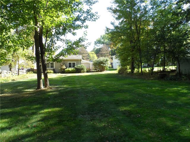 39 Wendover Road, Brighton, NY 14610