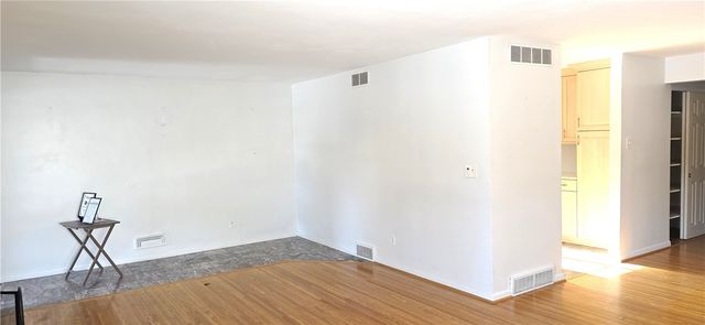 39 Wendover Road, Brighton, NY 14610