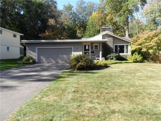 39 Wendover Road, Brighton, NY 14610