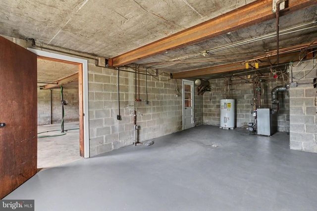 6821 SPRING RD, Shermans Dale, PA 17090