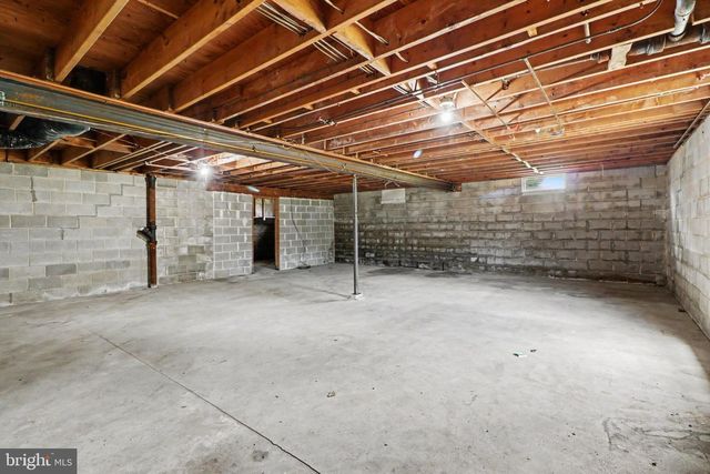 6821 SPRING RD, Shermans Dale, PA 17090
