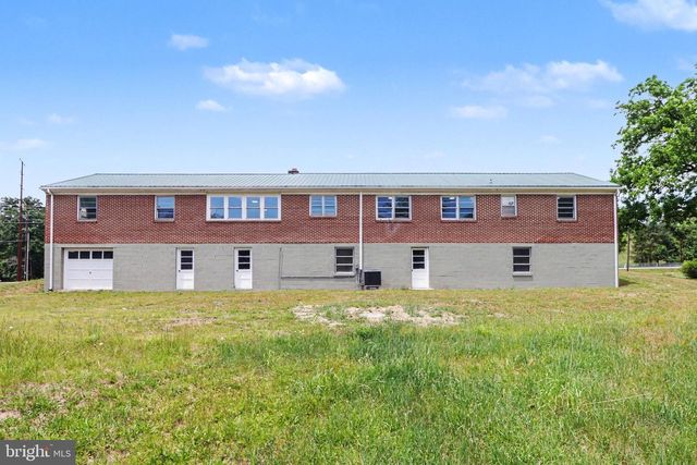 6821 SPRING RD, Shermans Dale, PA 17090