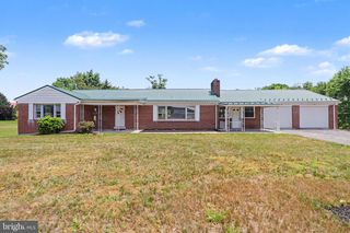 6821 SPRING RD, Shermans Dale, PA 17090