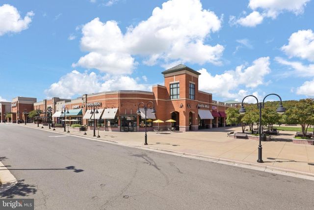 6203 ABBOTTSBURY ROW, Alexandria, VA 22315