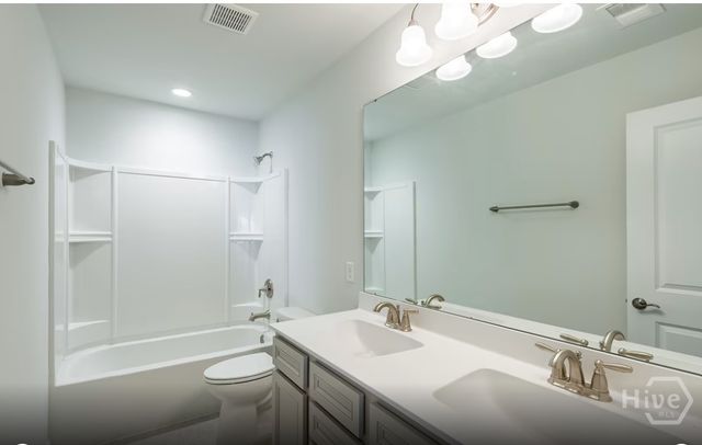 89 Chatham Lane, Richmond Hill, GA 31324