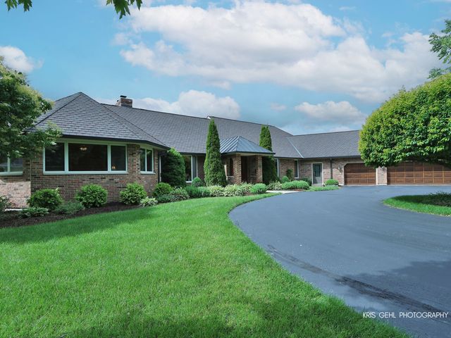 26639 N Longmeadow Circle, Mundelein, IL 60060