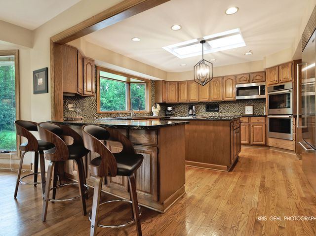26639 N Longmeadow Circle, Mundelein, IL 60060