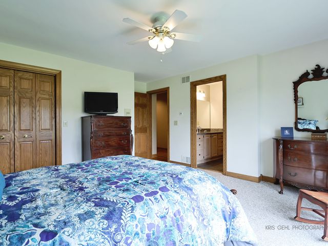 26639 N Longmeadow Circle, Mundelein, IL 60060