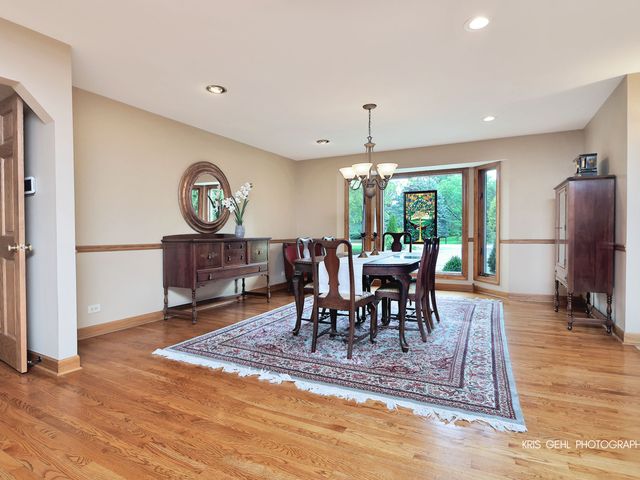 26639 N Longmeadow Circle, Mundelein, IL 60060