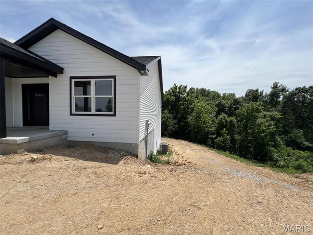 705 McIntosh Court, Hannibal, MO 63401