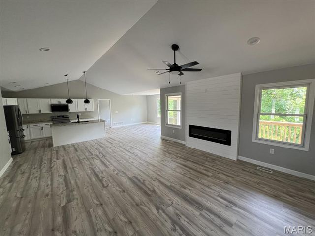705 McIntosh Court, Hannibal, MO 63401