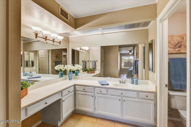 9630 W TONTO Lane, Peoria, AZ 85382