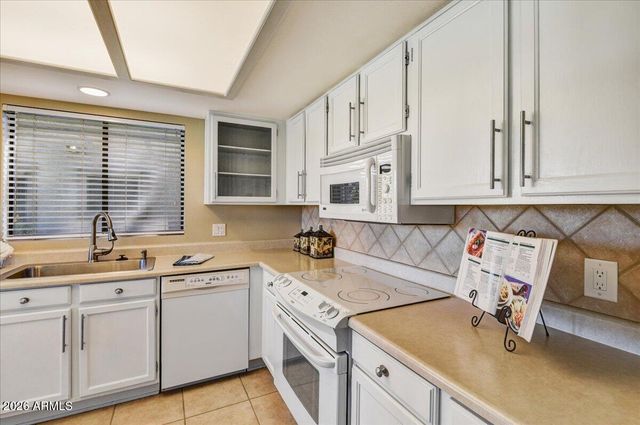 9630 W TONTO Lane, Peoria, AZ 85382