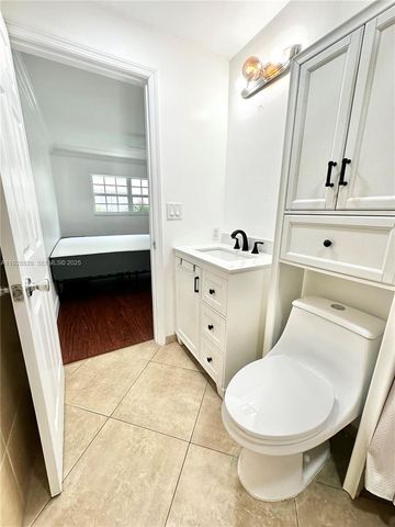 2301 NE 14th St Cswy 306E, Pompano Beach, FL 33062