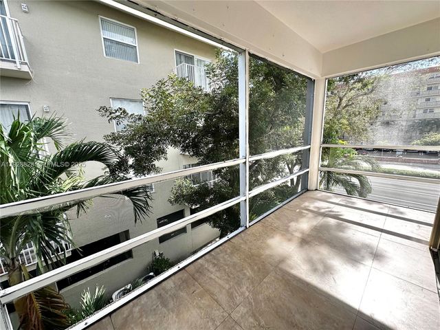 2301 NE 14th St Cswy 306E, Pompano Beach, FL 33062