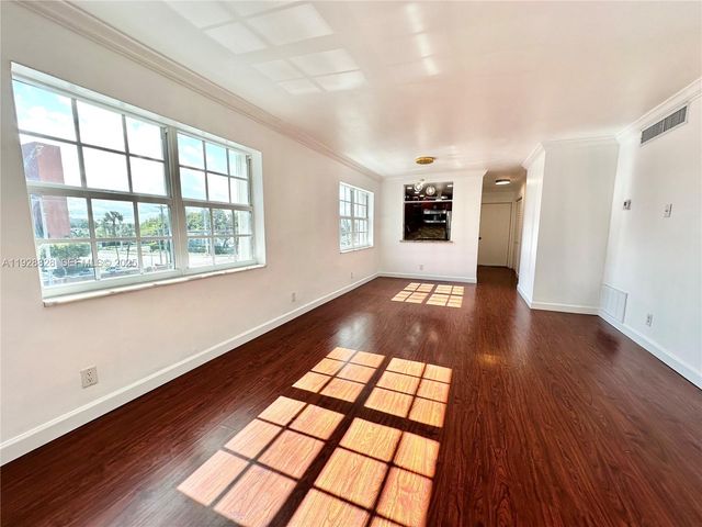 2301 NE 14th St Cswy 306E, Pompano Beach, FL 33062