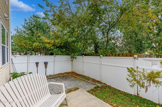 100 Pine Street 3, Lakehurst, NJ 08733