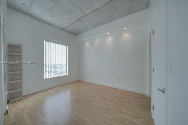 10 S River Drive 1406, Miami, FL 33130
