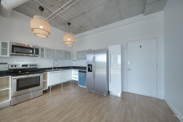 10 S River Drive 1406, Miami, FL 33130