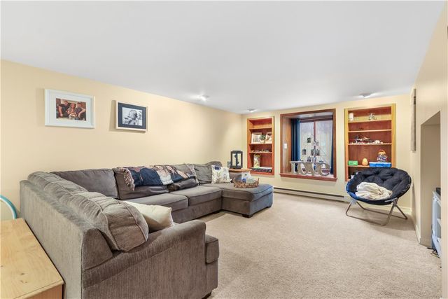 4775 White Oak Circle, Lower Macungie Twp, PA 18049