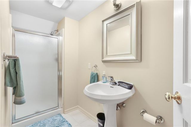4775 White Oak Circle, Lower Macungie Twp, PA 18049