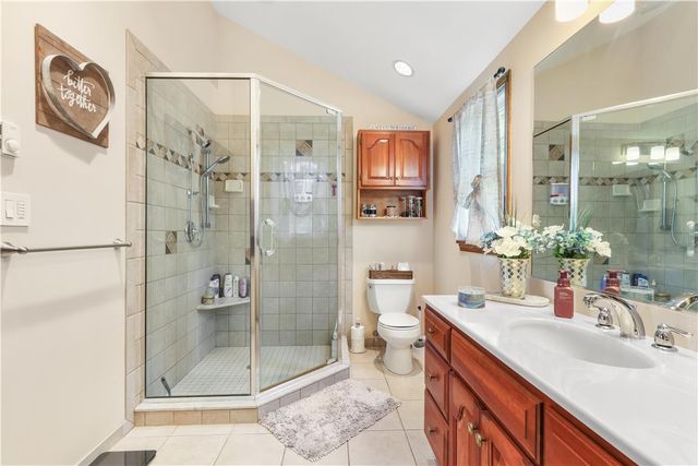 4775 White Oak Circle, Lower Macungie Twp, PA 18049