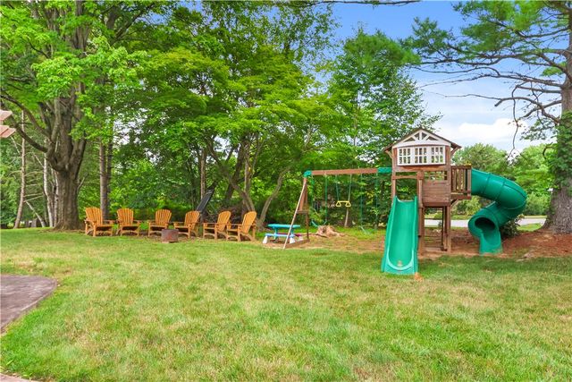 4775 White Oak Circle, Lower Macungie Twp, PA 18049
