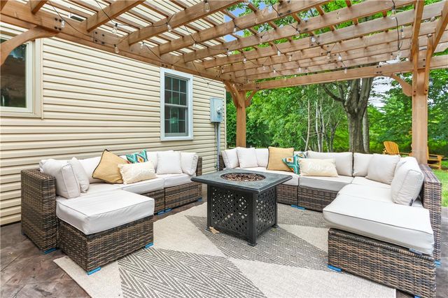4775 White Oak Circle, Lower Macungie Twp, PA 18049