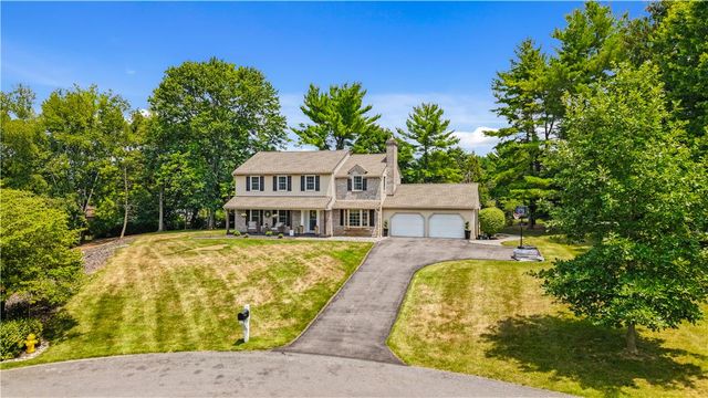 4775 White Oak Circle, Lower Macungie Twp, PA 18049