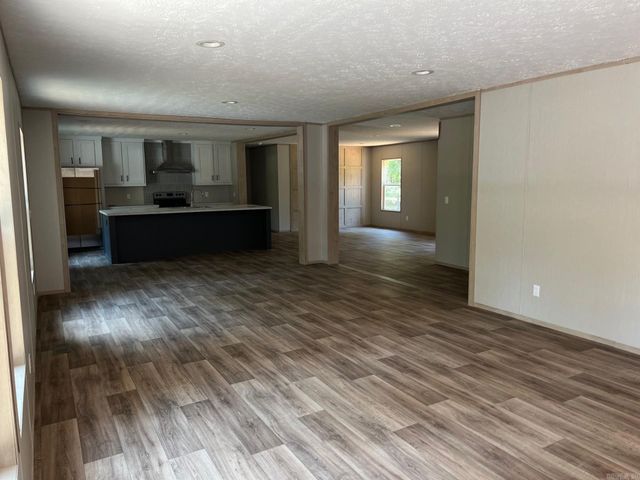 25321 Long Dr, Mabelvale, AR 72103