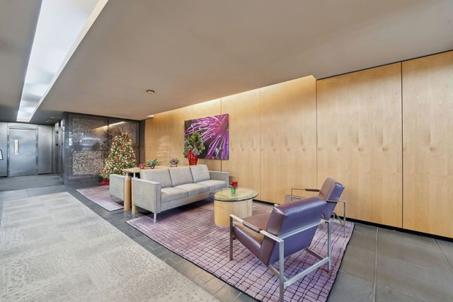 2020 N Lincoln Park W 19C, Chicago, IL 60614