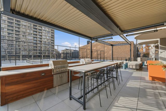 2020 N Lincoln Park W 19C, Chicago, IL 60614