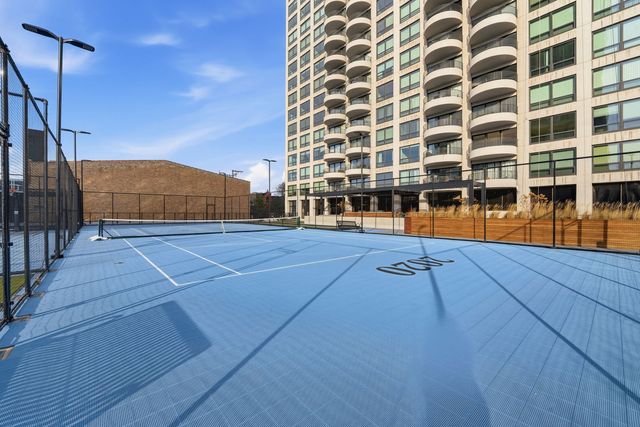 2020 N Lincoln Park W 19C, Chicago, IL 60614