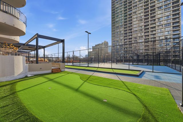 2020 N Lincoln Park W 19C, Chicago, IL 60614