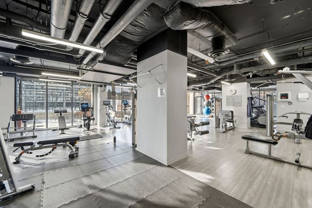 2020 N Lincoln Park W 19C, Chicago, IL 60614