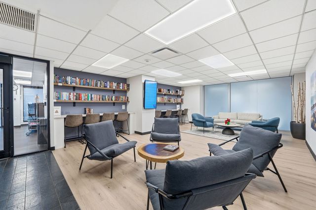 2020 N Lincoln Park W 19C, Chicago, IL 60614